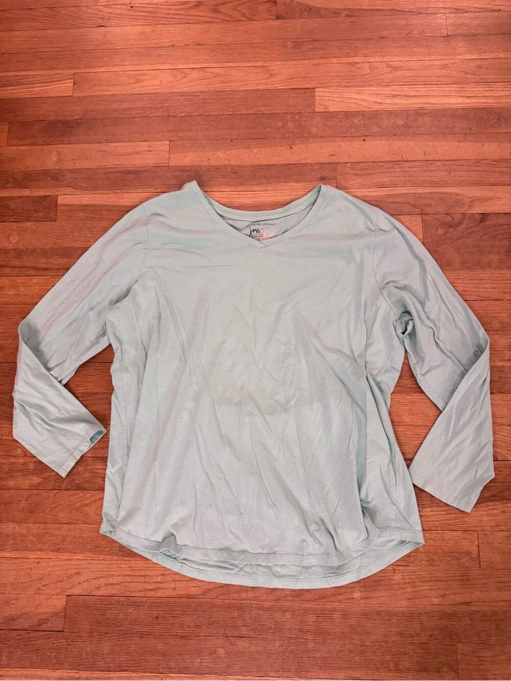 Just My Size Women's Light Blue V-Neck Long Sleeve T-Shirt - Size 3X
 b17